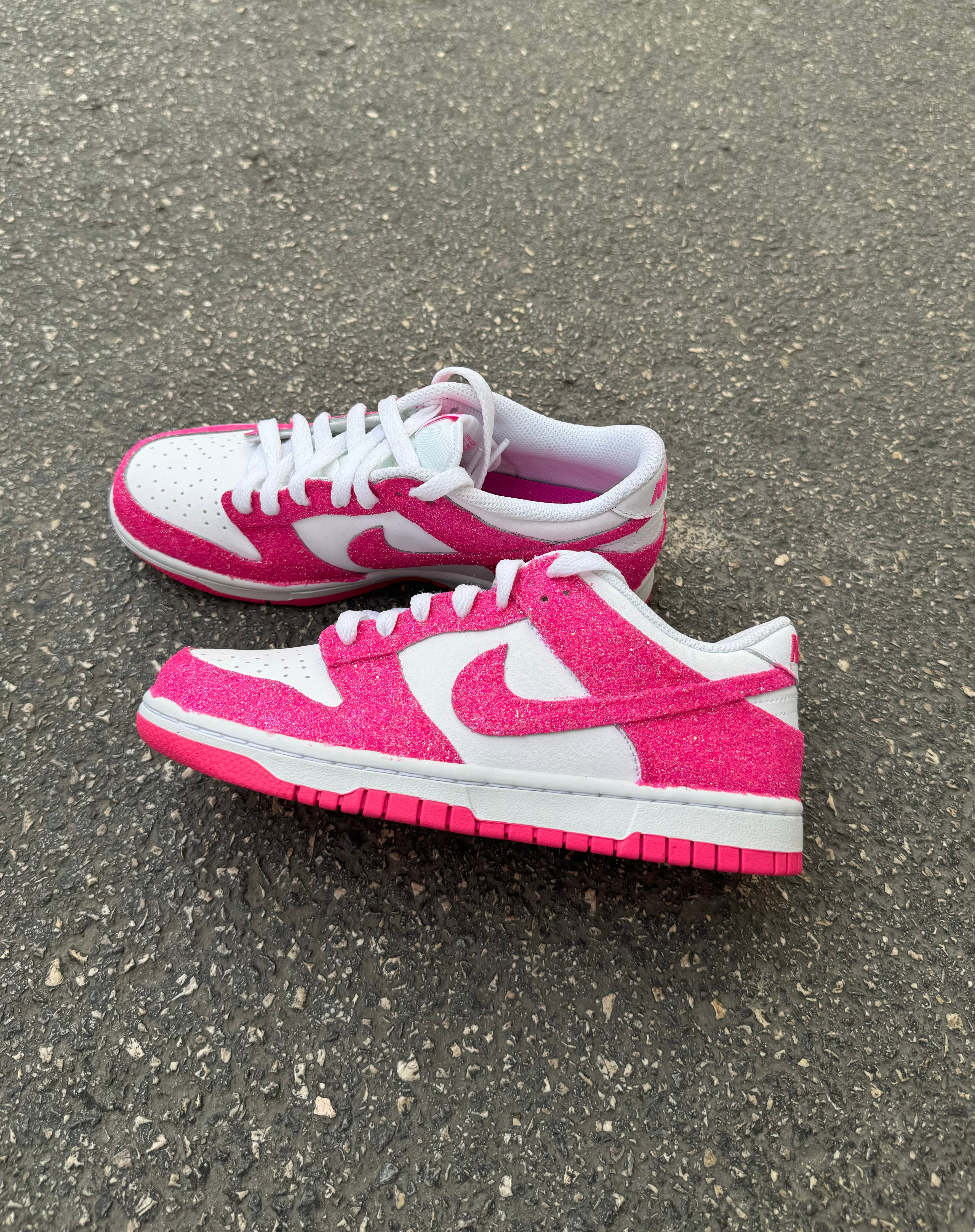 Dunk Low “Glitter Barbie”