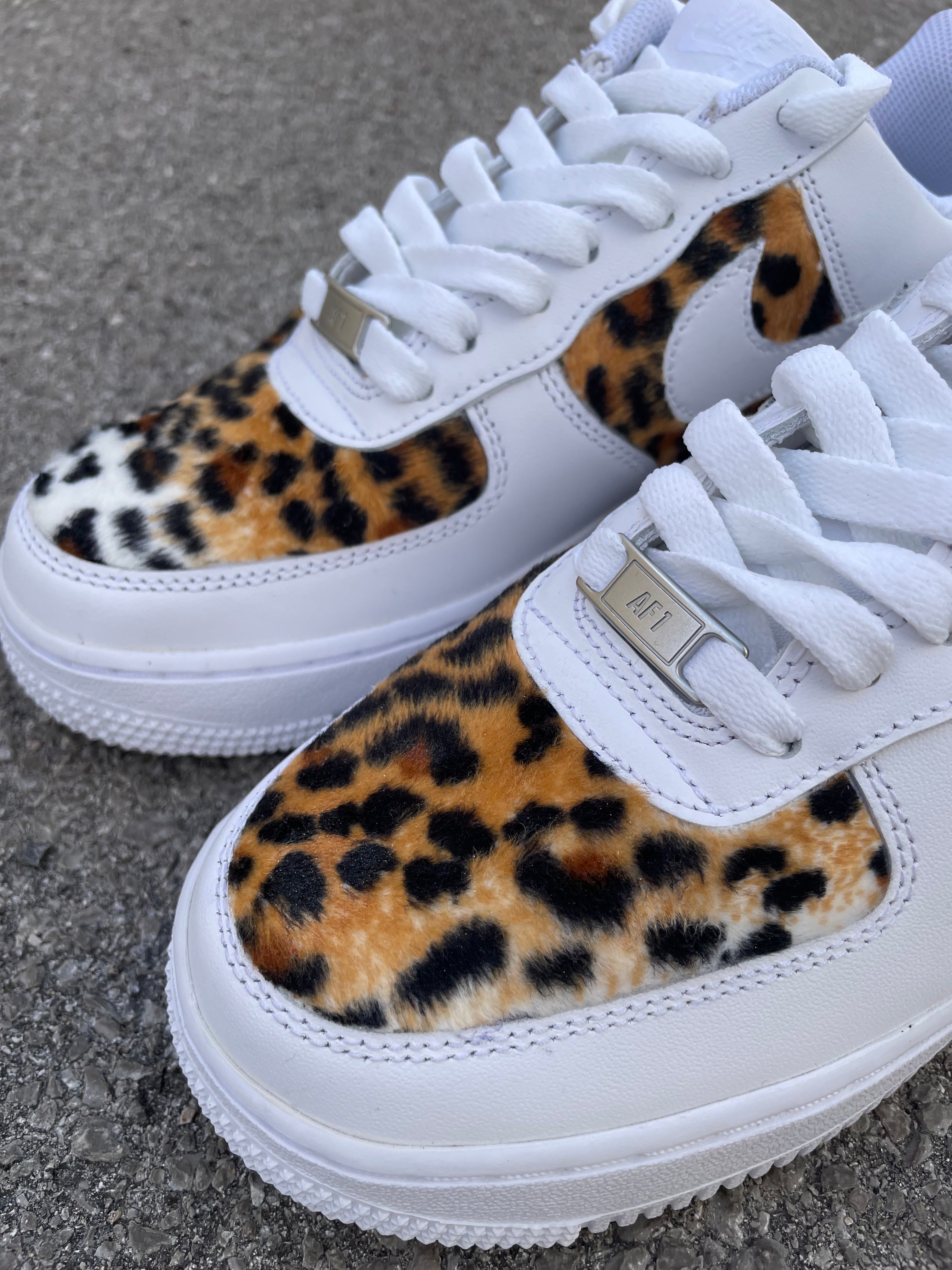 Air Force 1 White Tiger